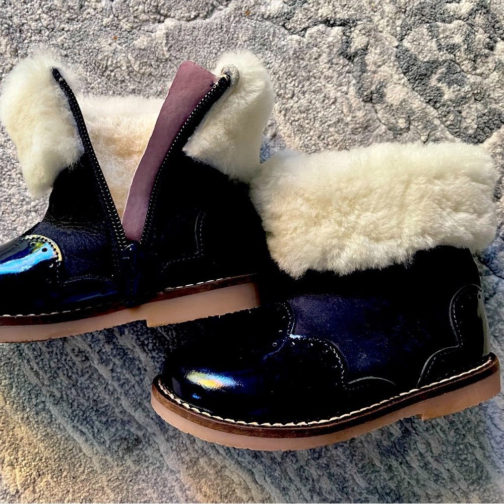 Jacadi Paris new leather wool Girl boots size 8 kids or 24 European